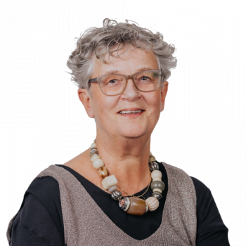 Anneke-removebg-preview